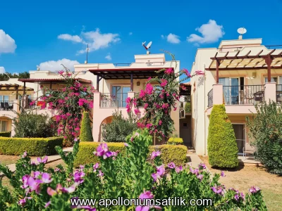 Bozbük Apolloniumda Geniş Bahçeli, Full Eşyalı 3+1 Yazlık Villa