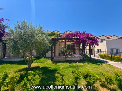 Apolloniumda Denize Yakın Satılık Ferah, Geniş 3+1 Venus Tipi Villa