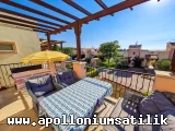 Apolloniumda Satılık Full Eşyalı Köşe Konumlu Tam Müstakil Villa