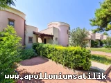 Apolloniumda Satılık Full Eşyalı Köşe Konumlu Tam Müstakil Villa