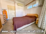 Denize Sıfır Apolloniumda Satılık Geniş Bahçeli, Köşe Konumlu 2+1 Daire