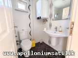 Denize Sıfır Apolloniumda Satılık Geniş Bahçeli, Köşe Konumlu 2+1 Daire